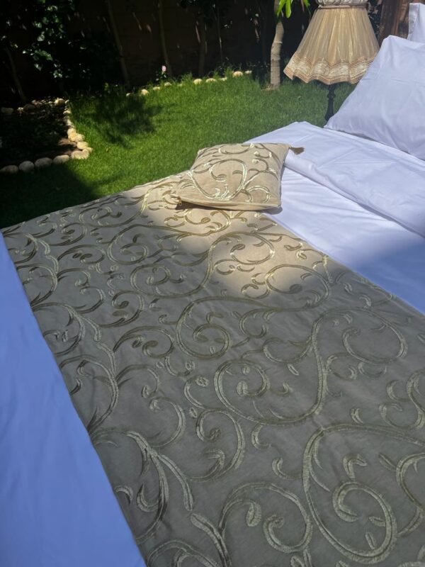 Glory - Handmade Bed Runner (2pcs)